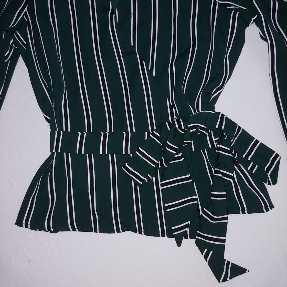 Lucy Paris Long Sleeve Wrap Top SZ M - Picture 5 of 15